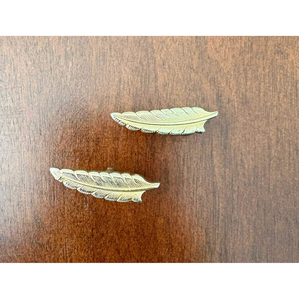 Vintage Unbranded Metal Feather Plume Suit Cufflinks Quiet Luxury Old Money Chic